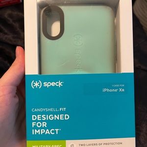 Speck iphone XR phone case